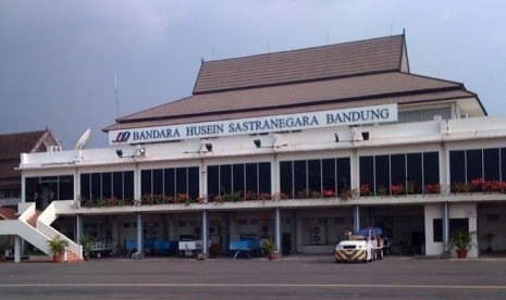 Bandara Husein Sastranegara