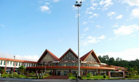 Bandara Internasional Pattimura Ambon