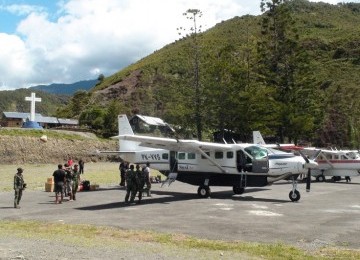 Bandara Mulia, Puncak Jaya, lokasi penembakan Kapolsek Mulia, AKP Domingus Oktavianus Awes, Senin (24/10).