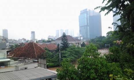 Banjir di depan Kedubes Korea Utara Latuharhari