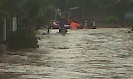 Banjir.