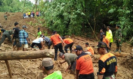 Banjir longsor di Purworejo, Jawa Tengah 