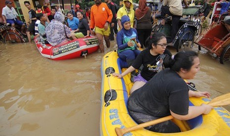 Banjir melanda sejumlah perumahan di Bekasi