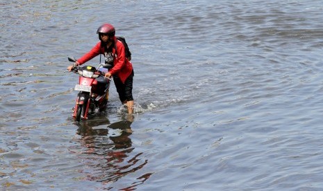 Banjir rob (ilustrasi)