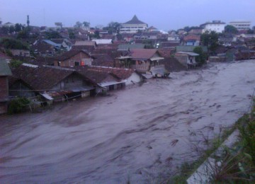 Banjir lahar dingin di Kali Code