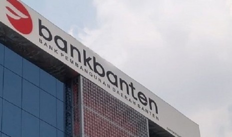 PT Bank Pembangunan Daerah Banten Tbk yang bekerja sama PT Fortress Data Services (FDS) untuk mempersiapkan pondasi transformasi, baik bagi nasabah hingga operasional perbankan pada masa yang akan datang.  (ilustrasi)