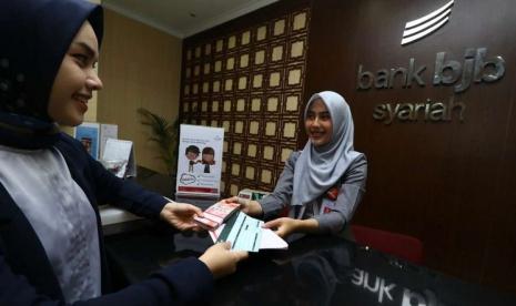 Bank bjb syariah optimistis, dengan Tabungan Haji iB Maslahah akan memberikan kemudahan bagi masyarakat/ calon jamaah haji, sehingga dapat mendorong masyarakat untuk mempersiapkan dana ibadah haji sejak dini