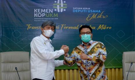 Bank DKI melakukan penandatanganan Perjanjian Kerjasama Pembiayaan (PKP) Kredit Usaha Rakyat (KUR) dengan Kementerian Koperasi dan UKM.