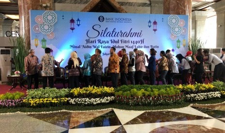 Bank Indonesia menggelar Halalbihalal di Komplek Bank Indonesia, Jakarta, Senin (10/6). 