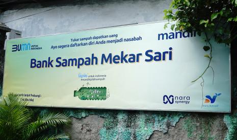 Bank Mandiri terus menunjukkan komitmennya terhadap aksi-aksi berkelanjutan, salah satunya melalui Program Mandiri Pilah Sampah.