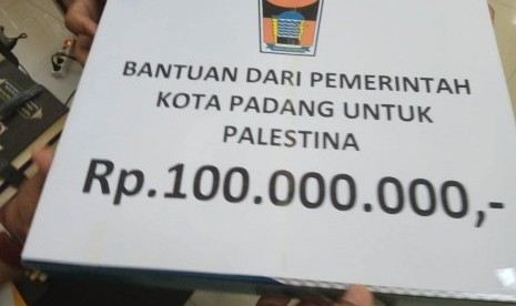 Bantuan dari warga dan Pemkot Padang untuk Palestina.