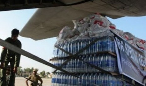 Bantuan untuk korban banjir Pakistan