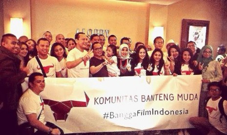 Banyu Biru bersama Komunitas Banteng Muda menggelar nobar film Di Balik 98