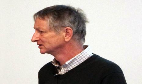 Bapak AI dunia, Geoffrey Hinton.