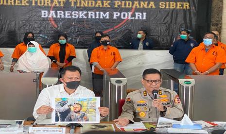 Bareskrim Polri mengungkap sembilan orang yang terafiliasi dengan Koalisi Aksi Menyelamatkan Indonesia (KAMI) yang dijadikan tersangka diduga terkait kerusuhan unjuk rasa menolak Undang-undang Omnibus Law Cipta Kerja, dirilis di Mabes Polri, Jakarta Selatan, Kamis (15/10). (ilustrasi)