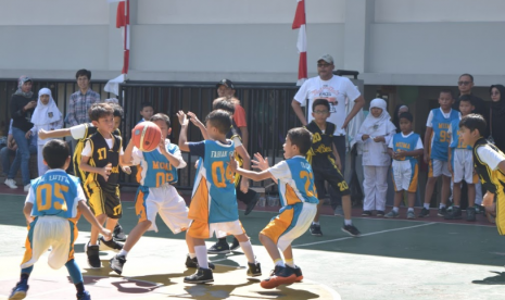 Basket merupakan salah satu cabang olahraga yang dipertandingkan di ajang BM Fair.