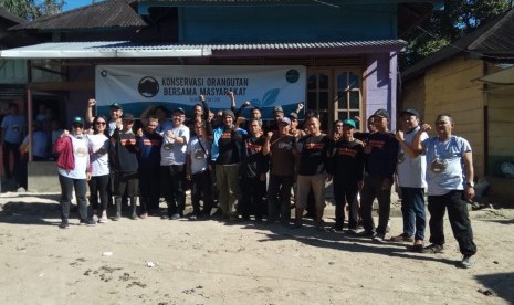 Batang Toru hydropower plant made a concrete action to protect orang utans in Tapanuli while sustain Batangtoru ecosystem by conducting training and forming a community-based local wisdom conservation cadres. 