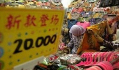 Batik cina di Pasar Grosir Tanah Abang