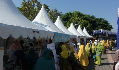 Bazar di lokasi Milad Aisyiyah.