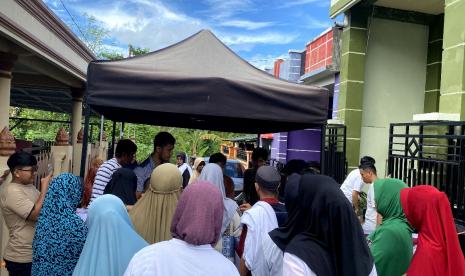 Bazar pasar murah di Jalan Pipit IX Blok D Perumnas Wekke’e, Kelurahan Galung Maloang, Kecamatan Bacukiki, Kota Pare-Pare. 