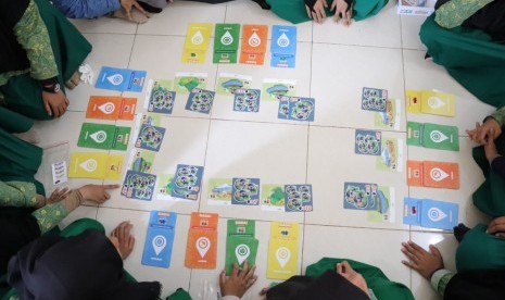 Baznas melakukan uji coba Boardgame SIAGA (Siap Tanggap Bencana)  di Sekolah Cendekia Baznas (SCB), Bogor.