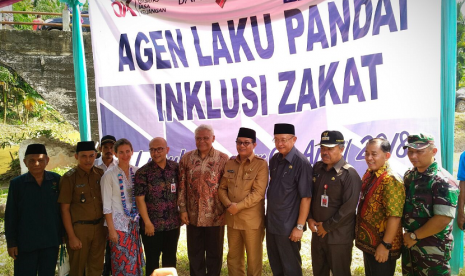 Baznas meluncurkan program zakat non tunai, Laku Pandai di Jambi bekerjasama dengan OJK dan Bank Jambi. Jumat (6/4). 