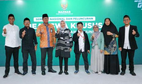 BAZNAS menargetkan bisa menyalurkan beasiswa senilai Rp 53 Miliar di 2023.