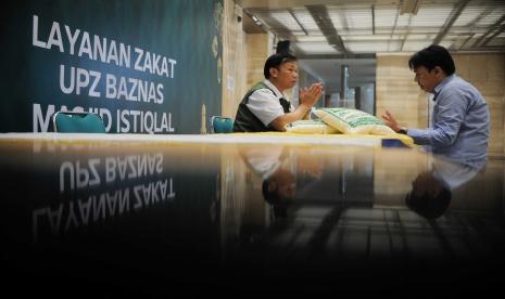 Baznas menilai zakat dapat menjadi alternatif untuk mensejahterakan umat.