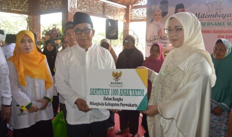 Baznas Purwakarta, menyantuni 1.000 anak yatim, Selasa (16/7).