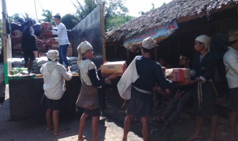 ilustrasi. Baznas salurkan paket sembako ke warga suku Baduy, Lebak Banten