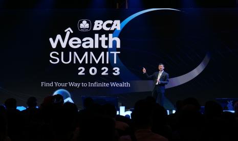  BCA Wealth Summit 2023 resmi dibuka dan mengajak nasabah dan masyarakat meraih kemakmuran finansial yang berkelanjutan.