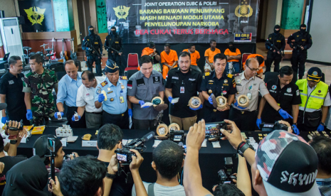 Bea Cukai gagalkan penyelundupan narkotika di sejumlah tempat di Tanah Air.