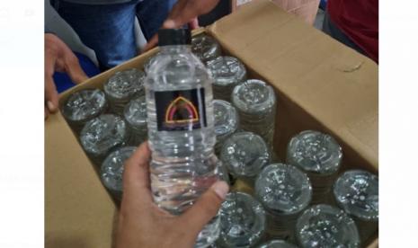 Aturan jual beli minuman beralkohol harus dipatuhi siapa pun yang akan membuka usaha. Salah satunya Kafe Holywings yang akan beroperasi di Bogor. (ilustrasi)