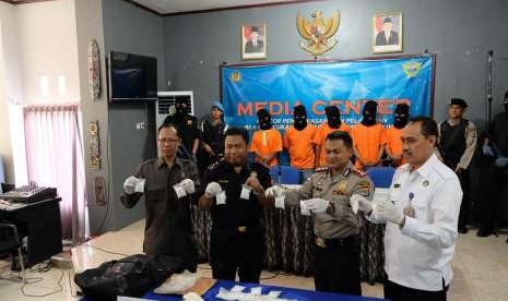 Bea Cukai Nunukan menegah pemasukan narkotika jenis Methamphetamine.