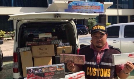 Bea Cukai Teluk Bayur gagalkan peredaran rokok tanpa pita cukai