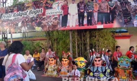 Beberapa kegiatan yang masuk dalam rangkaian acara pun sudah dipersiapkan, seperti latihan drum   band dari SDN Cipaku Perumda Bogor dan Joli-Joli yang akan dibawa menelilingi di sekitar Surya   kencana. Acara Cap Go Meh di Vihara,Senin(22/2)