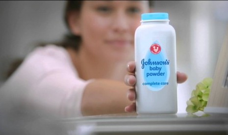 Bedak bayi Johnson & Johnson