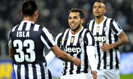 Bek Juventus asal Chile, Maurico Isla