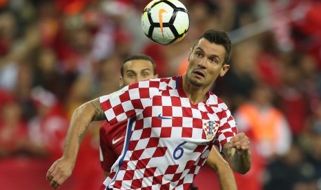 Bek Kroasia Dejan Lovren.