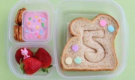 Bekal sekolah anak