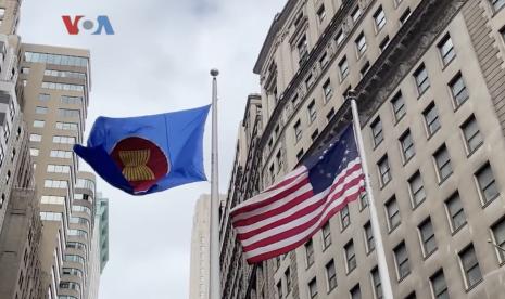 Bendera ASEAN pertama kalinya dikibarkan di Manhattan.