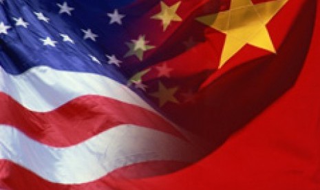 Bendera Cina-Amerika. Menteri Keuangan Amerika Serikat (AS) Janet Yellen akan berkunjung ke Beijing pada Kamis (6/7/2023).