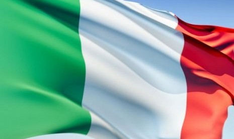 Kereta gantung yang jatuh di Italia membawa 11 penumpang. Bendera Italia