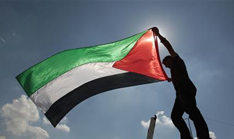  Ada yang menyumbang untuk Palestina tapi uangnya dari hasil maksiat. Foto:  Bendera Palestina. Ilustrasi