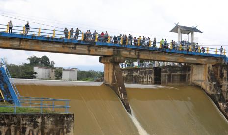 Bendungan Karau yang berada di Desa Batu Putih, Kecamatan Dusun Tengah.