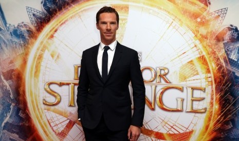 Benedict Cumberbatch akan tampil sebagai Doctor Strange di Spider-Man 3.