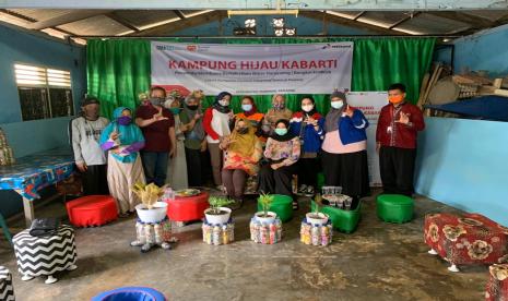 Bengkel Ecobrick Rumah Zakat dan PT Pertamina (Persero) TBBM Panjang yang berlokasi di Kampung Baru Tiga Kelurahan Panjang Utara Kota Bandar Lampung mendapatkan kunjungan dari Dinas Lingkungan Hidup pada hari Jumat tanggal 4 Juni 2021. Hadir dalam kunjungan ini ibu Desiana Selaku Kasi Pemberdayaan Lingkungan Hidup DLHK Bandar Lampung serta. Pada kunjungan kali ini beliau menyampaikan bahwasannya Bengkel