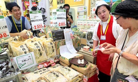 Beras Fukushima lolos tes radiasi mulai dijual di supermarket di Tokyo