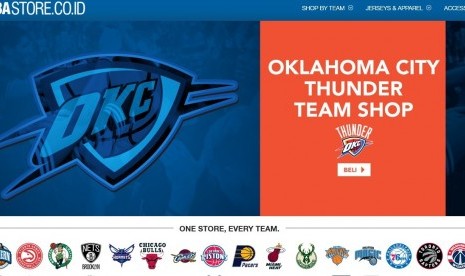 Berbagai barang favorit dari tim kesukaan bisa diperoleh secara resmi dari toko online NBA yang bekerja sama dengan blibli.com.