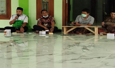 Berbagai kegiatan pembinaan masyarakat yang disupport oleh UPZ Permata Bank Syariah di Desa Berdaya Manggungsari, Kabupaten Kendal kini telah mendapatkan dukungan dari pemerintah desa. Seperti salah satu Kegiatan Majelis Taklim inisiasi dari Fasilitator Rumah Zakat, Wartono yang dilaksakanan sebulan sekali.